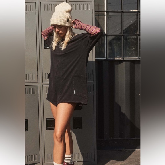 FP Movement Hot Shot Tee Romper in Black Retail $60 NWT - Picture 4 of 6